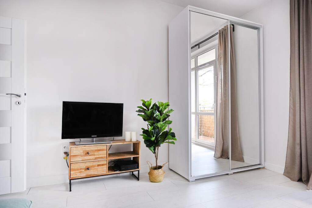 Saska Kepa -Ul. Francuska 2' Min Apartment Warsaw Luaran gambar