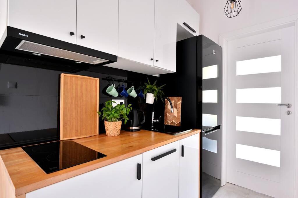 Saska Kepa -Ul. Francuska 2' Min Apartment Warsaw Luaran gambar